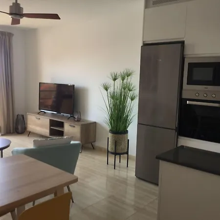 Strandnahe In Mit Garten By Interhome דירה